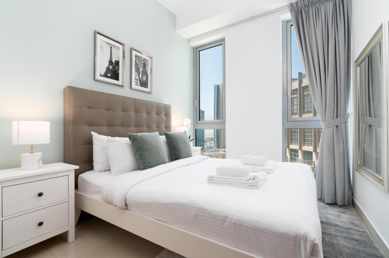 Ultimate Stay / 4 Beds / Burj Khalifa View Dubai Luaran gambar