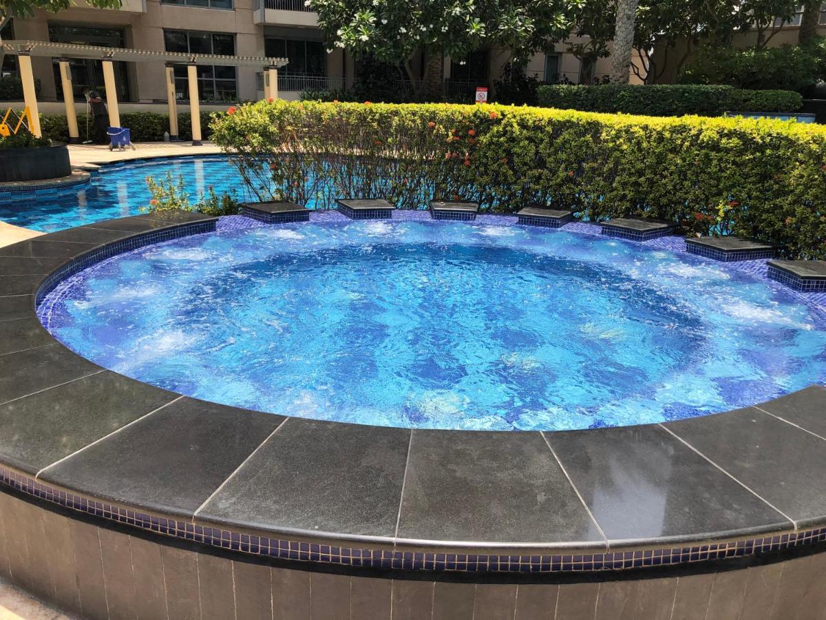 Ultimate Stay / 4 Beds / Burj Khalifa View Dubai Luaran gambar