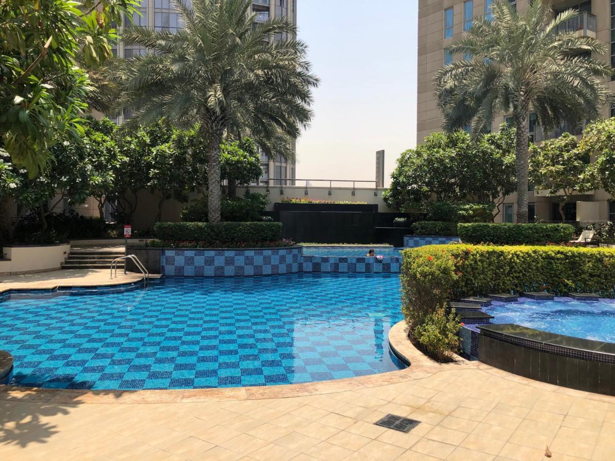 Ultimate Stay / 4 Beds / Burj Khalifa View Dubai Luaran gambar
